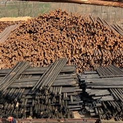 盛金源 生产 油木杆 9米  14个粗 油炸杆 通信木杆 防腐木杆 生产范围：6-10米 具体型号电话咨询