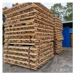 木方木料加工厂 两米松木杆木棍 木材加工 锯材出售批发